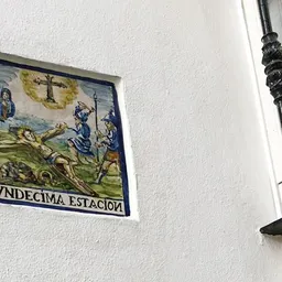'Huellas en la ciudad devota': Azulejos del vía crucis del Consejo de Hermandades - episode art