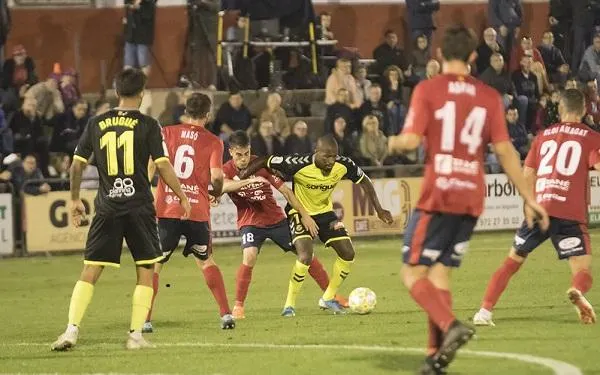 El Nàstic inicia el camí a la Copa del Rei davant l’Olot