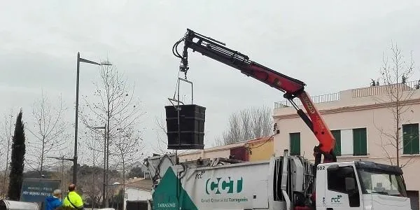 La regidoria de Serveis d’Altafulla negocia amb el Consell Comarcal un “pla de neteja molt ambiciós que acabarà amb les males olors”