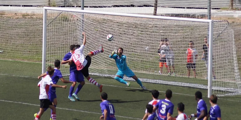 El Rubí s’apunta a l’èpica per sumar la primera victòria
