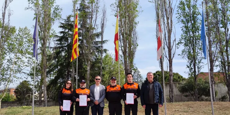 Tres voluntaris de Protecció Civil de Constantí reben el diploma del Curs de Formació Bàsica a l’Institut de Seguretat Pública de Catalunya