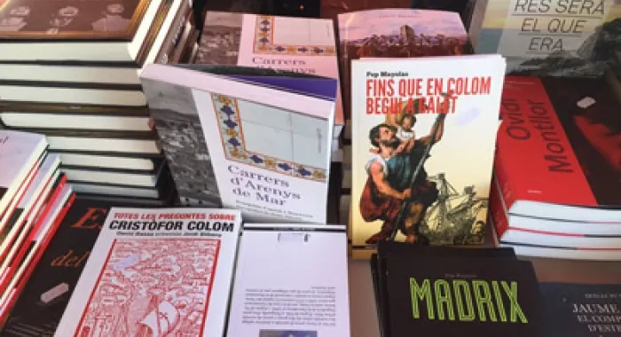 El llibres d'autors arenyencs per regalar aquest Sant Jordi