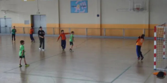 Bitlles, petanca i minihandbol a la nova jornada dels Jocs Esportius Escolars