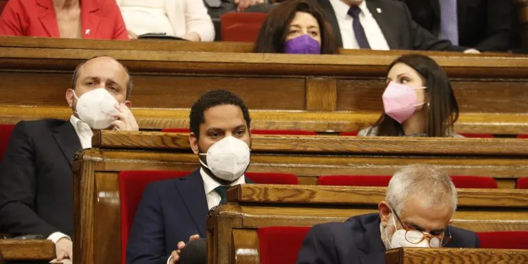 PPC, Cs i Vox demanen una comissió d'investigació per la "purga" als Mossos