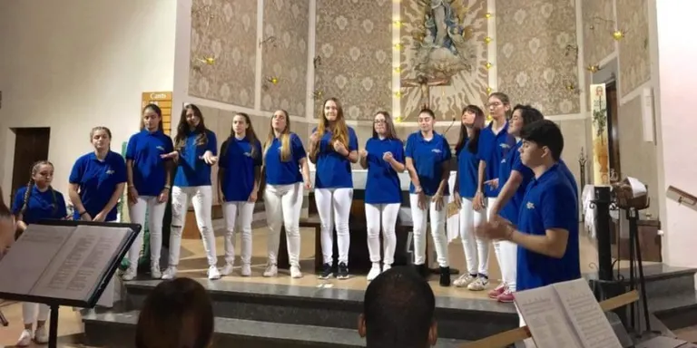 La Coral Juvenil Santa Maria busca nous cantaires