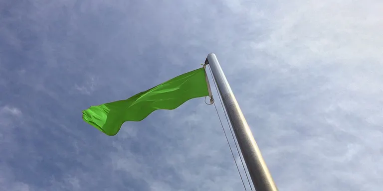 Bandera verda, després del vessament de gasoil