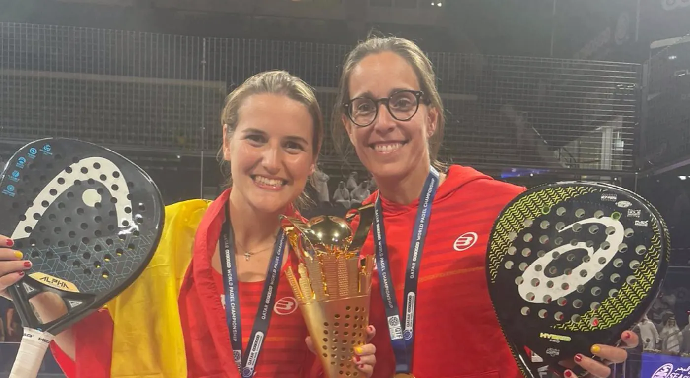 Lucia Sainz i Ari Sánchez, campiones del món amb la selecció nacional de pàdel