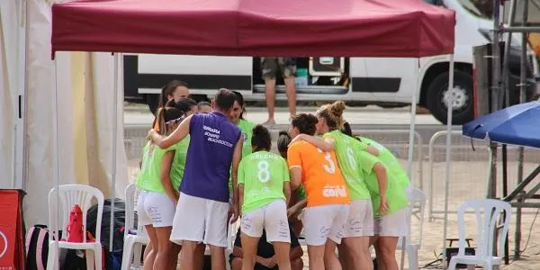 El Terrassa Bonaire de Jeroni Rañé, Adriana Pérez i Helena Blanes marxa de Torredembarra com a líder de la lliga