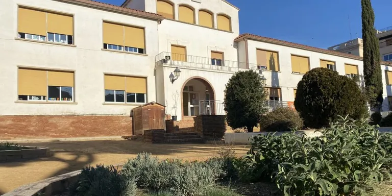 Dotze famílies d'Arenys reclamen plaça d’I3 a l’Escola Joan Maragall