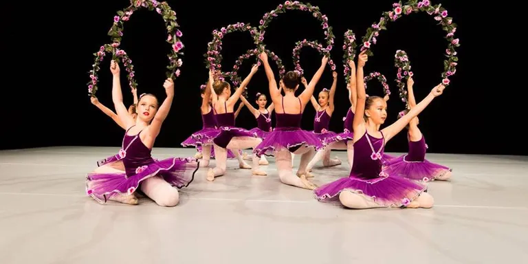 Pluja de medalles per a l’Escola de Dansa Madó al festival Nijinsky d’Osca
