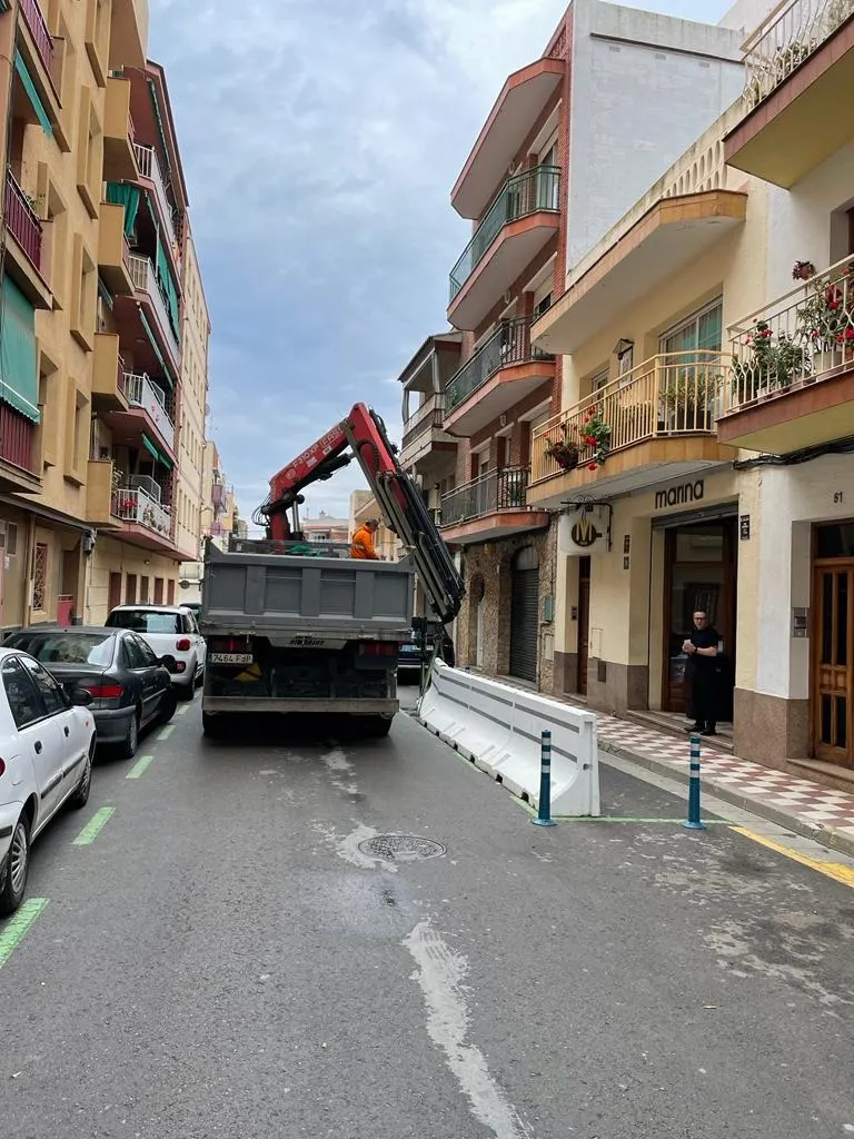 Retirades les terrasses dels bars que es van posar excepcionalment per minimitzar l'impacte del COVID