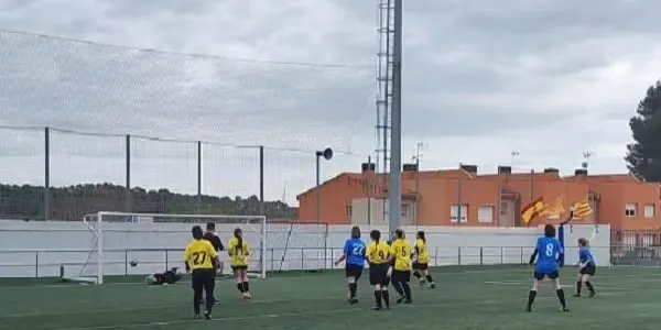 El Vallmoll acaba amb les aspiracions de campió del CE Altafulla (3-0)