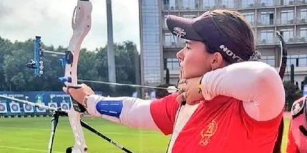 L’arquera Elia Canales es queda a les portes de les medalles en la Copa del Món d’Atalia