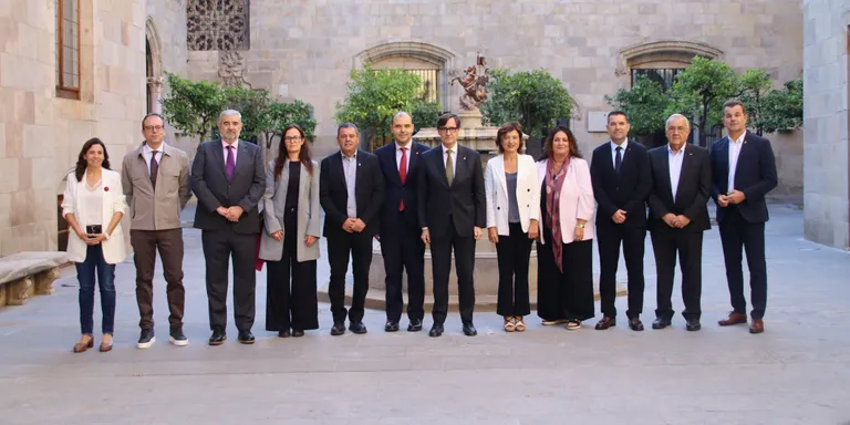 El Govern aprova crear un fons extraordinari de 22 MEUR per a ajuntaments i consells comarcals