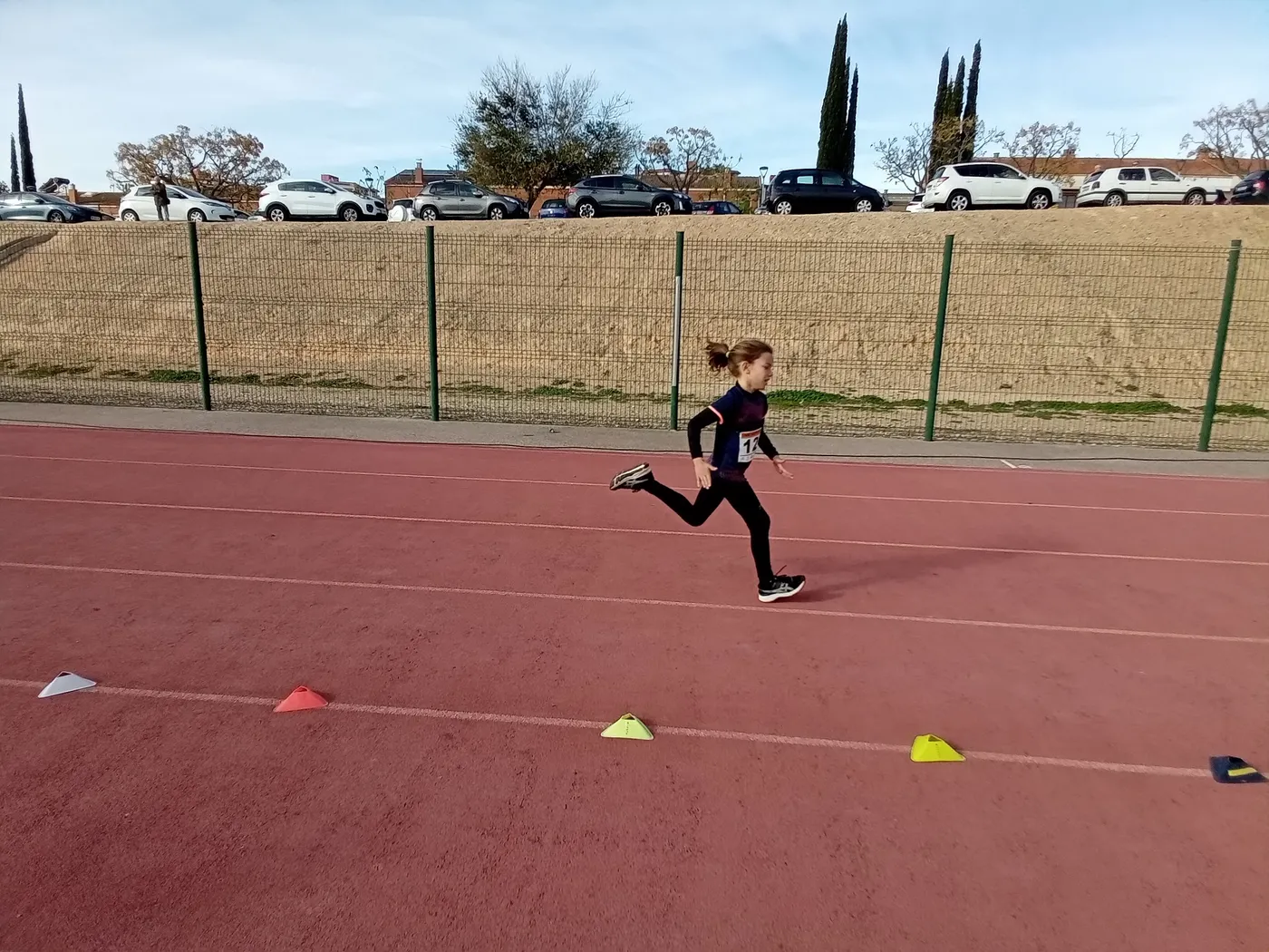 Sis atletes del Club Atletisme Cambrils pugen al pòdium al 32è Cros de Valls