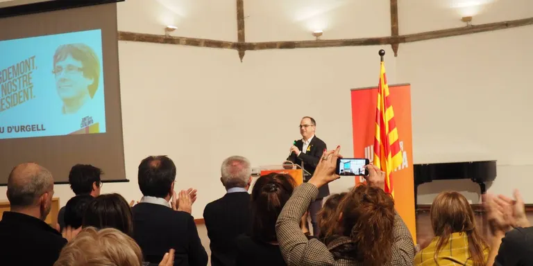 21-D | Jordi Turull crida a "guanyar amb vots" davant "els qui volen vèncer amb violència i empresonaments"
