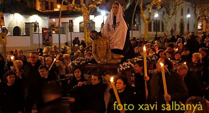 Més de 400 persones surten per a la processó de Divendres Sant
