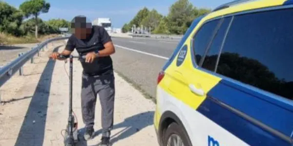 Denuncien un patinet circulant per l’autopista a l'altura de la Pobla de Montornès