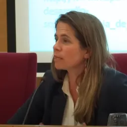 Entrevista a Mar Aguilera, professora de Dret constitucional (UB) - episode art
