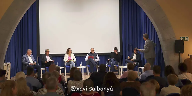 La neteja, la seguretat i la gestió municipal, temes prioritaris pels candidats arenyencs