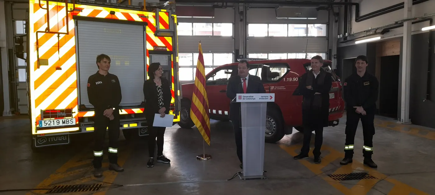 <strong>El conseller d'Interior, Joan Ignasi Elena, inaugura la reforma i ampliació del parc de Bombers de Solsona</strong>