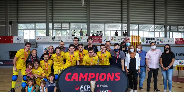 L’HC Sant Just s’imposa a l’Arenys de Munt (5-0) i és el primer campió de la Lliga Catalana Plata
