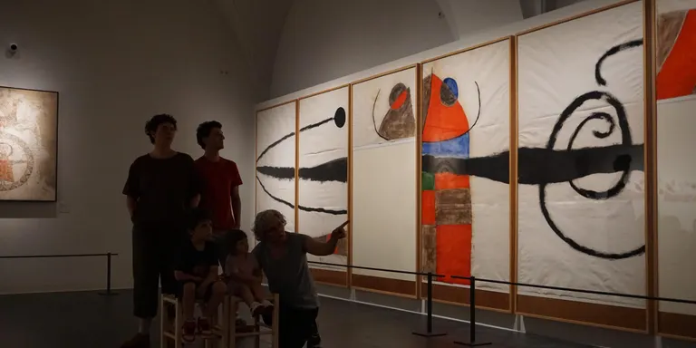 El Museu de Solsona organitza una activitat familiar vinculada a l'exposició de Miró