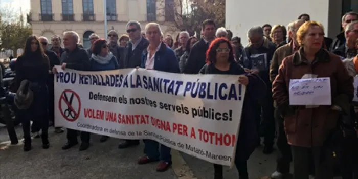 Al voltant de 200 persones rebutgen la retallada prevista al CAP d’Arenys de Mar