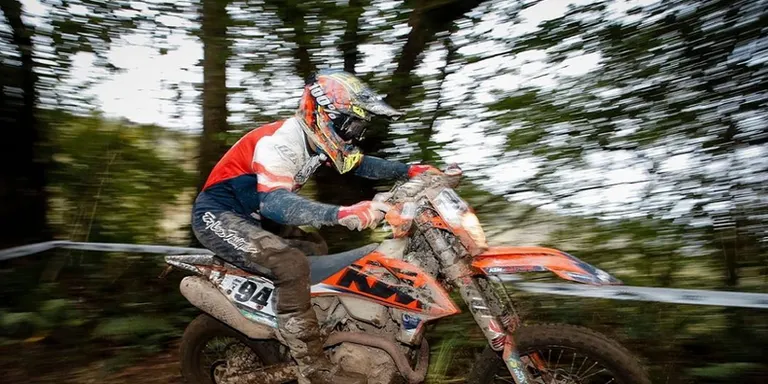 Jaume Betriu, líder en E3 i segon classificat absolut al campionat estatal d'enduro