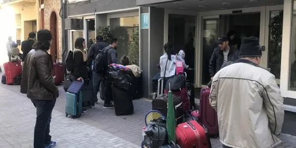 Els 171 demandants d’asil que s’allotgen a l’Hotel Morros de Torredembarra allargaran la seva estada fins el mes de juny