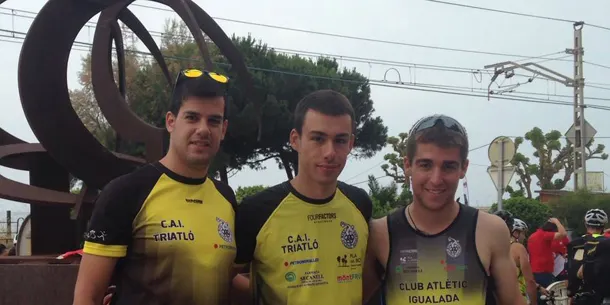 600 triatletes al TriRelay Triatló de Pineda