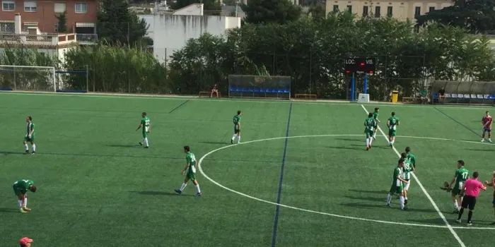 El primer equip del CF Arenys supera el Lloreda amb el resultat de 2 a 1