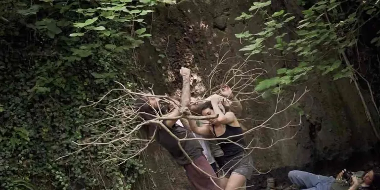 El grup pinedenc Saüc en flor estrena el seu primer videoclip del tema 'Lluu'