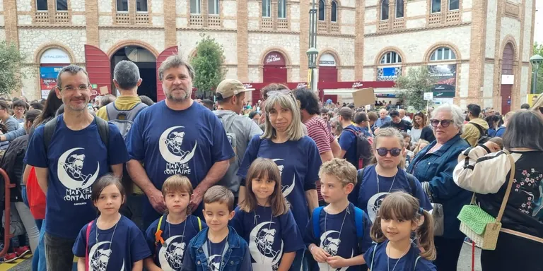Un grup d’’alumnes de l’Escola de Música “Rafel Gibert Recasens” participen al Cantaxics per celebrar els 30 anys de l’ACEM
