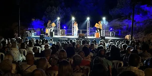 Èxit de públic al Festival Roca Foradada de Torredembarra amb prop de 1.500 espectadors