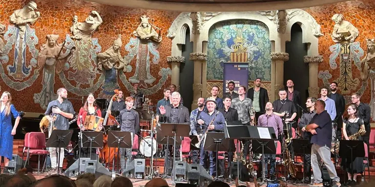 COBLEJANT: La Rufaca Folk Jazz Orchestra treu el seu segon disc