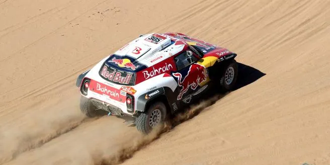 El calderí Lucas Cruz i Carlos Sainz acaben la 4a etapa tercers però continuen líders