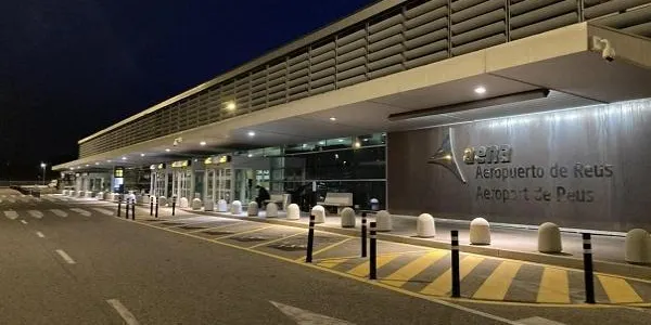 L'aeroport de Reus inaugura la connexió amb Glasgow