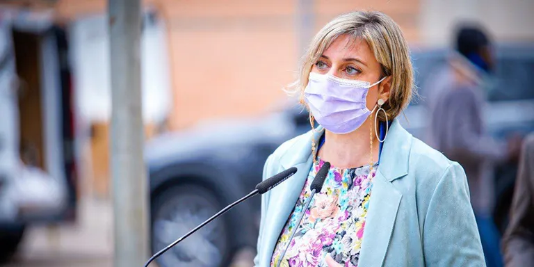 Vergés assegura que si s’elimina el topall de 55 anys d’AstraZeneca es prioritzarà vacunar per franges d’edat