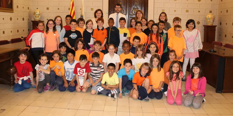 Alumnes de l'Escola Albert Vives visiten l'Ajuntament de la Seu d'Urgell