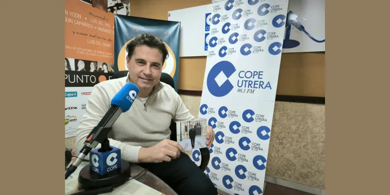 Anxelo Díaz presentó en COPE Utrera (98.1 FM) su disco 'Tal como soy'