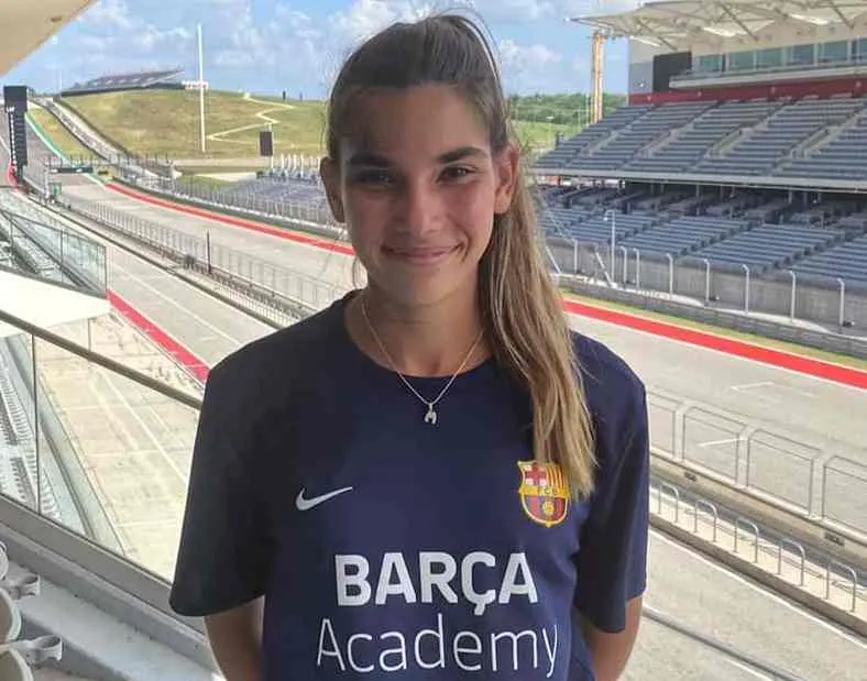 Ràdio Pineda entrevista aquesta tarda a Marta Forné, una jove pinedenca que juga al futbol a Texas