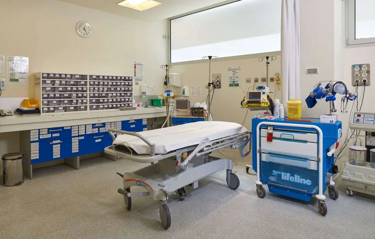 Uno de los médicos que salvó la vida a una niña en el hospital de Utrera narra la intensa experiencia en COPE Utrera