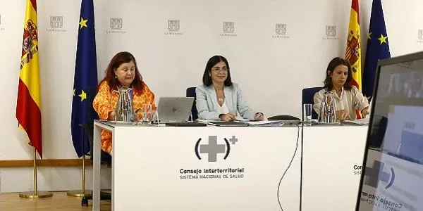 Sanitat preveu començar a injectar la quarta dosi contra la covid la segona quinzena de setembre