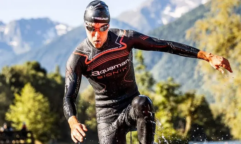 El triatleta cambrilenc Óscar Martínez aconsegueix la cinquena posició al Triatló de Bagnerès-de-Luchon 