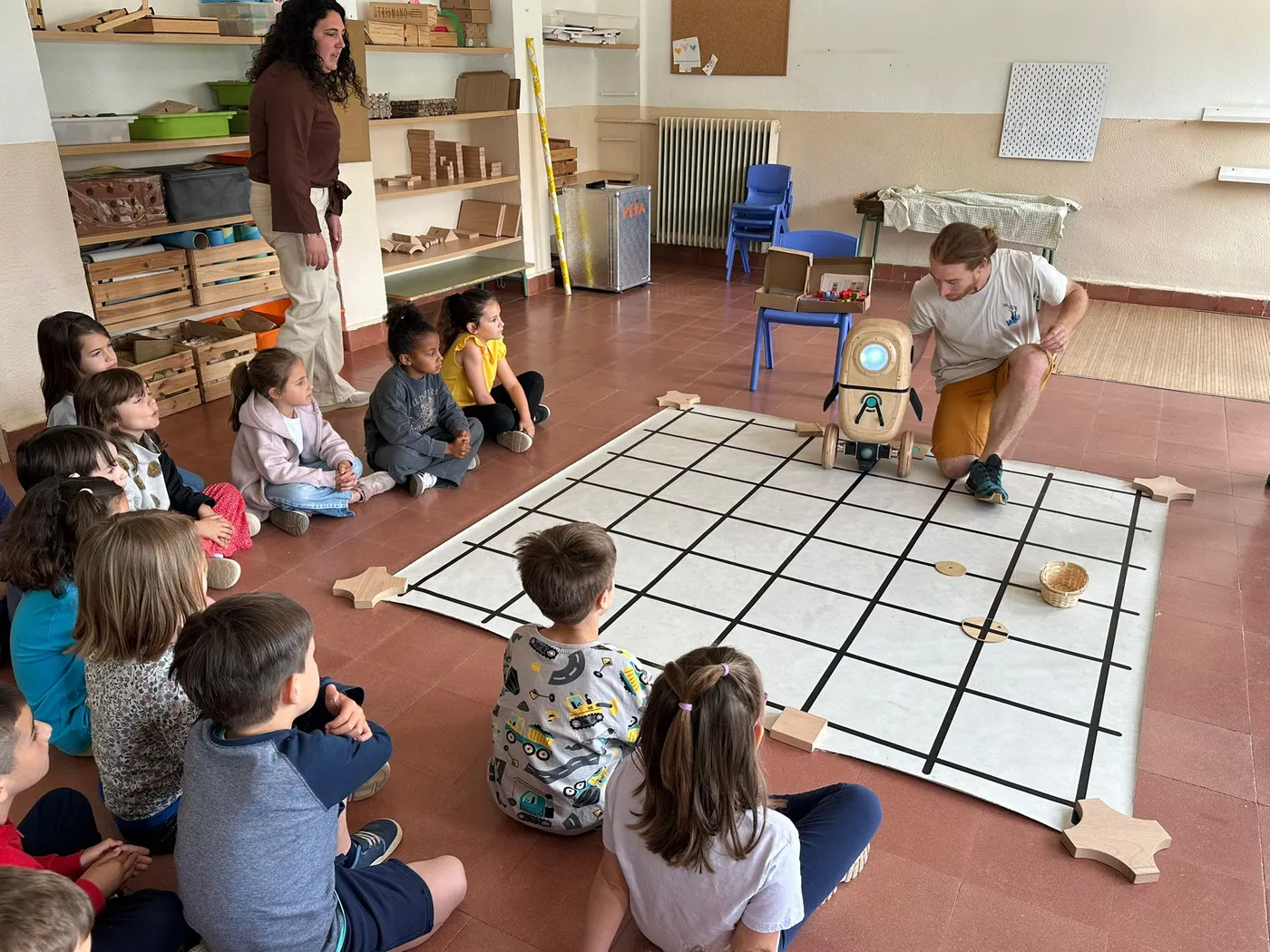 La robot VETA està de colònies a Caldes aquest mes de maig