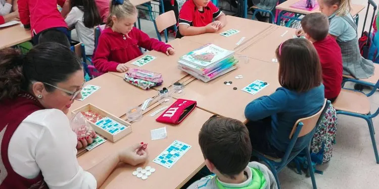 Juan Carlos Alcaide, director del colegio Coca de la Piñera, explica en COPE Utrera el proyecto de voluntariado