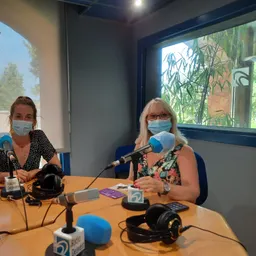 Entrevistes de la Justa del 6/7/2021 — Concurs d’Instagram de frases fetes, assessorament lingüístic al comerç i balanç del Sants Market a Sant Just - episode art