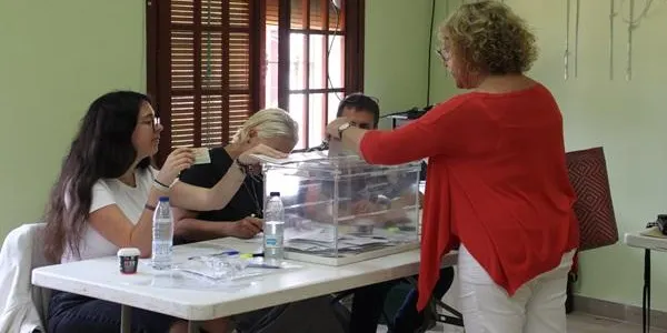 Aquest diumenge, tothom a votar!