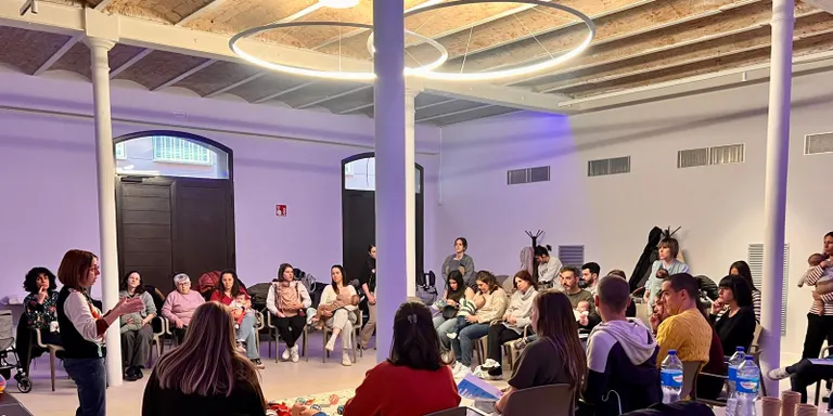 L’Espai de Criança torna amb trobades setmanals per a famílies amb infants de 0 a 6 anys